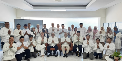 UT Makassar Gelar Halal Bihalal dan Pelepasan Purnabakti