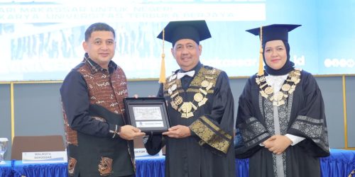 Walikota Munafri Ajak Lulusan UT Berperan Lewat Makassar Kreatif Hub