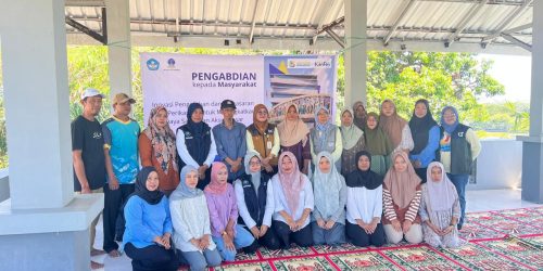 UT MAKASSAR DORONG KEBANGKITAN USAHA PERIKANAN DESA LAWALLU, KELOMPOK KINAN MERAH PUTIH TERIMA BANTUAN PERALATAN PRODUKSI