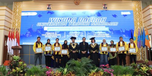 437 Lulusan Diploma, Sarjana dan Pascasarjana UT Makassar Diwisuda, Andi Irnayanti Putri Wisudawan Terbaik