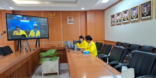 Disporseni UT 2026: Tim Debat Bahasa Indonesia UT Makassar Tampil Tangguh Secara Daring