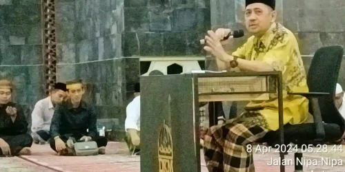 Bawakan Kajian Islam, Direktur UT Makassar Bahas Peranan Pendidikan dalam Perspektif Islam